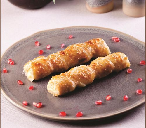 Хачапури на мангале с сыром сулугуни