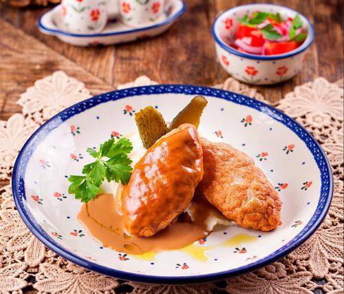 Котлетки куриные, с пюре