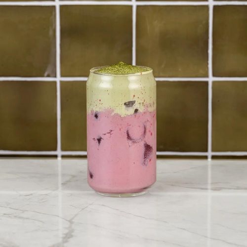 Iced matcha малина (300 мл)
