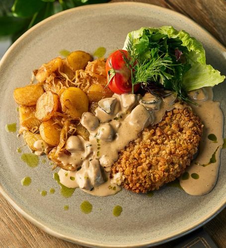 Котлета по-пожарски с нежной текстурой и сливочным вкусом